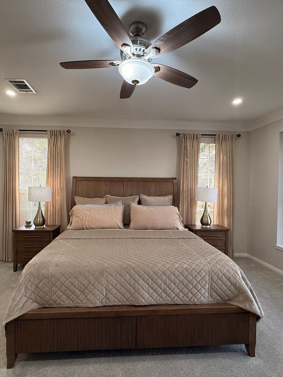Bedroom four, king bed