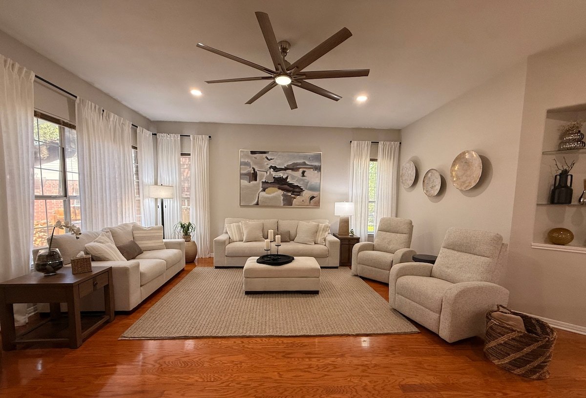 Formal living room